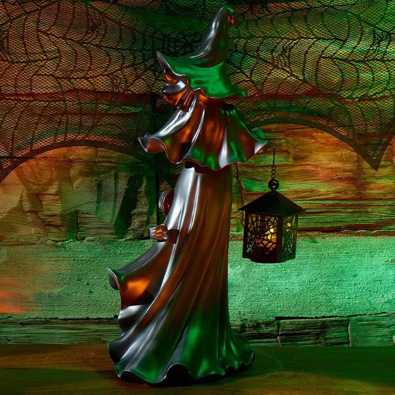 👻Ghost of Darkness with Lantern
