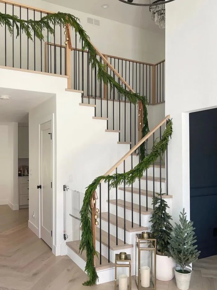 🌟Wow!! Last Day 49% OFF-Natural Christmas Greenery- Reusable Norfolk Pine Garland